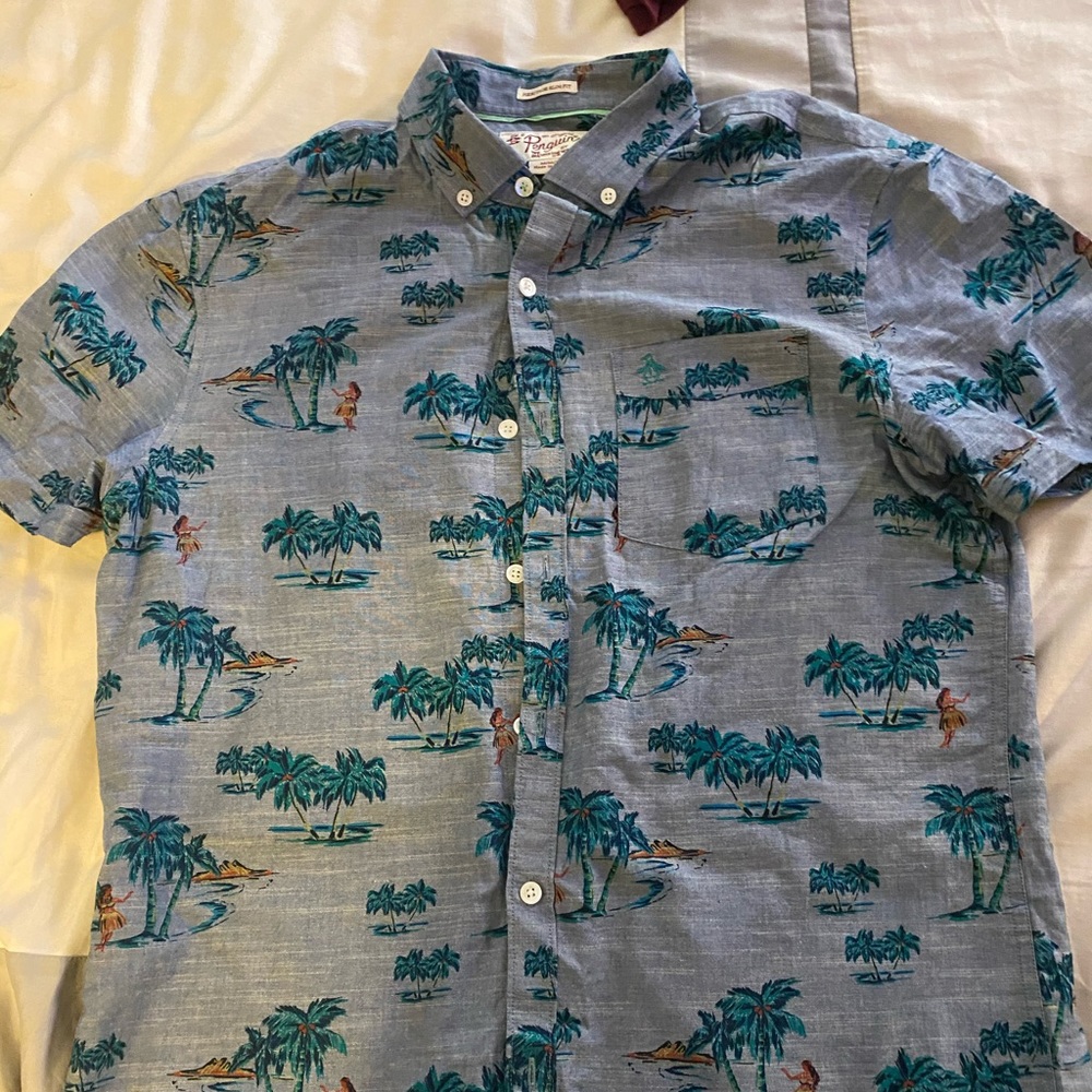 Men’s Penguin button down short sleeve shirt